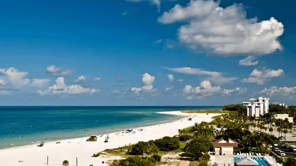 Discover Sarasota’s Most Exclusive Gated and Waterfront Communities,Adam Miller