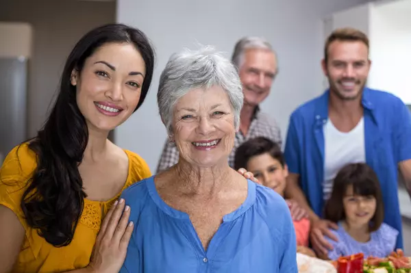 Top 10 Tips for Downsizing: Simplifying Your LIfe,Sara McConnell