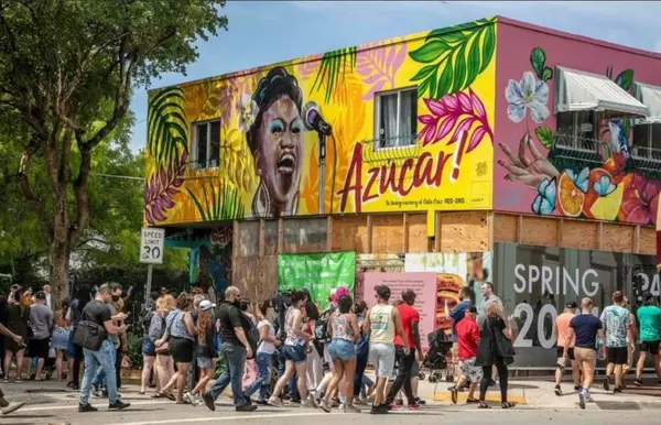 Celia-Cruz-Mural-in-Miami-scaled