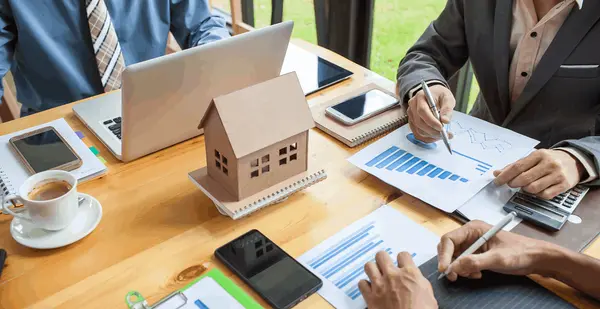 Ghostly Good Tips for Investing in Real Estate,Saad Jamil