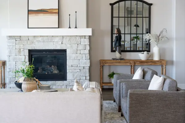 005-Holly Thomas-Mowery-5