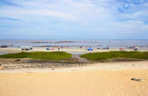 The Brewster Flats go on forever! Ellis Landing Beach