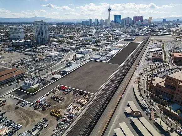 FEDERAL STRANGLEHOLD: How Uncle Sam's Iron Grip is Choking Las Vegas' Land Dreams