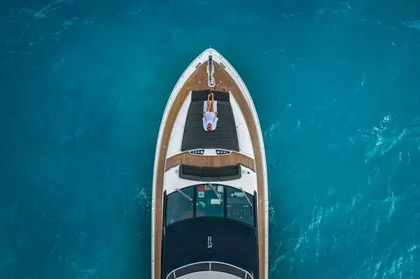 feature image of Vero Beach Yachting