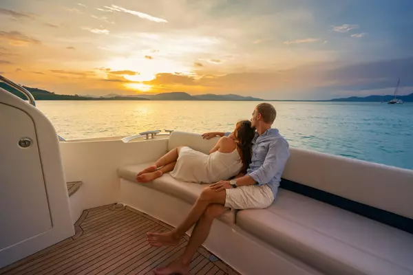 Your Dream Yacht Awaits: Top Considerations When Purchasing a Boat or Yacht