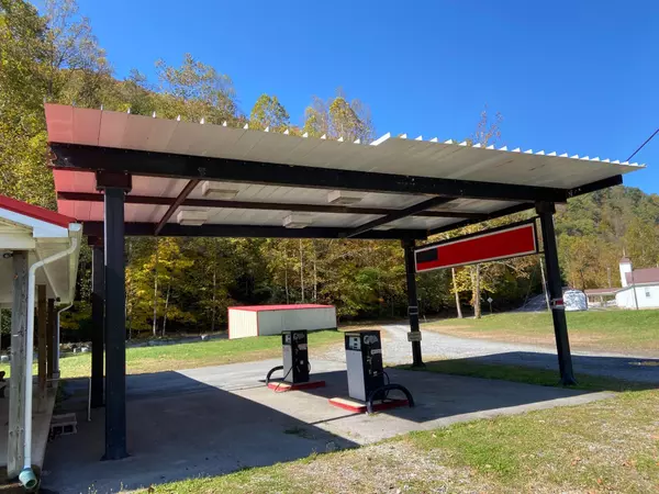 Bergoo WV Gas Station for Sale on Elk River