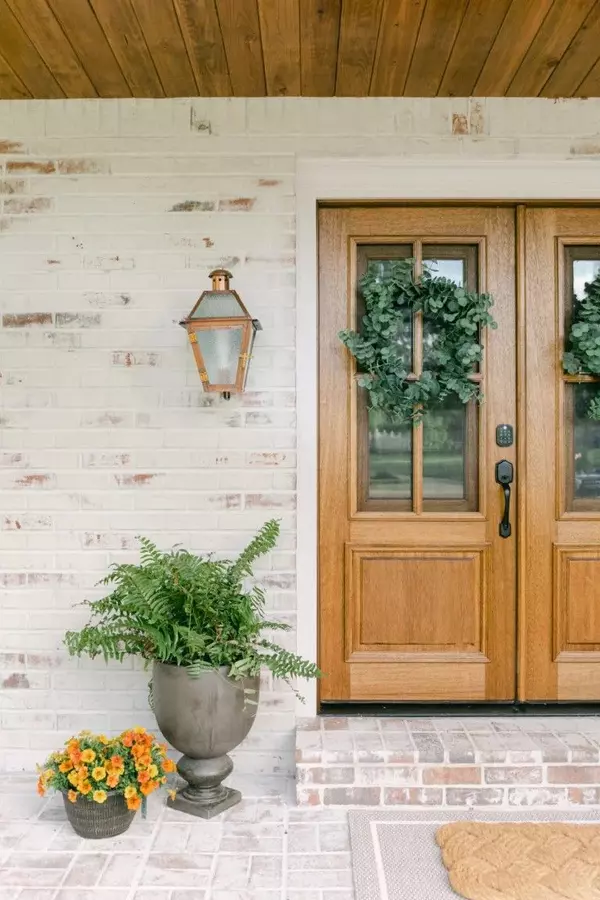 CorwallProject_Exterior-26-768x1152-1