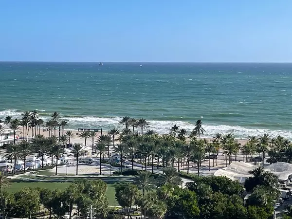feature image of The Venetian - Fort Lauderdale : A Waterfront Paradise 