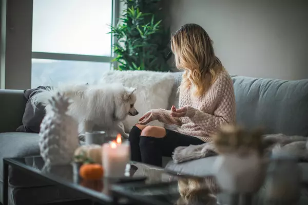 feature image of Baby Boomers and the 2024 Housing Market: Trends and Insights