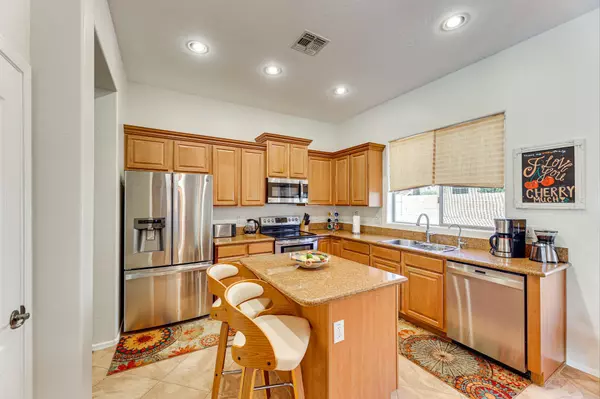 MEGA OPEN HOUSE,Heidi Spielman