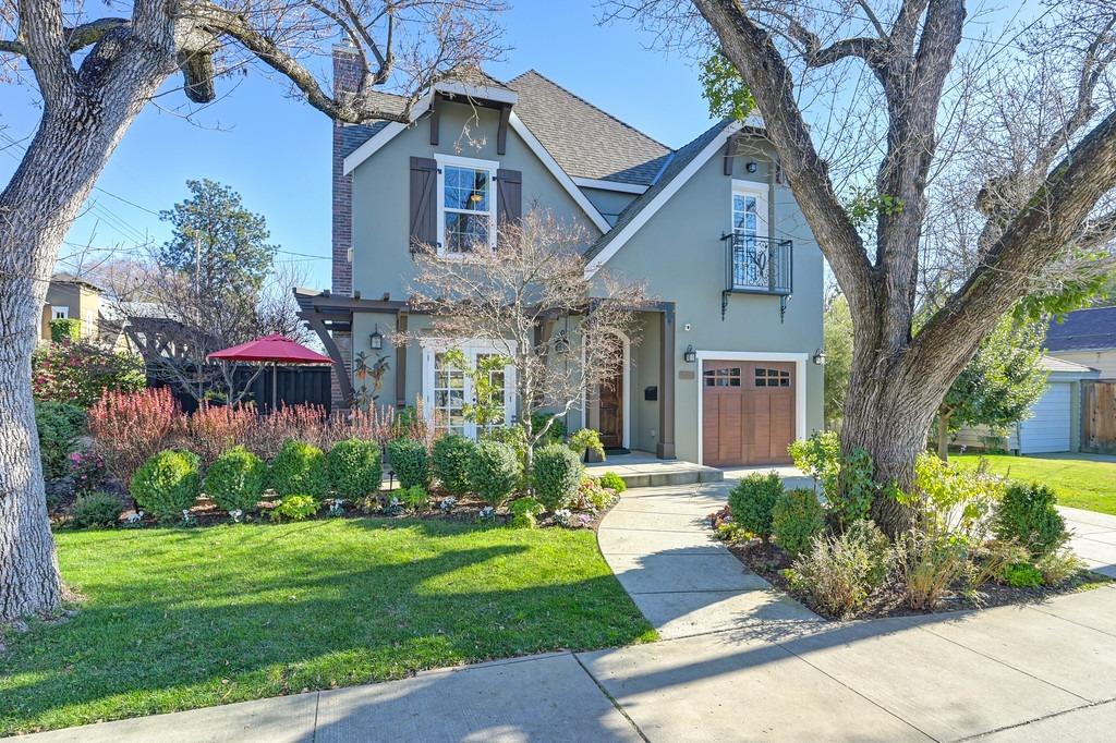 East Sacramento house listed for sale at $1,395,000