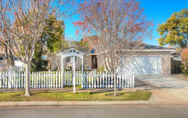 6913 Rochelle Ave, Newark, CA 94560-1652