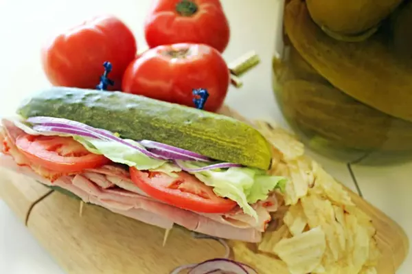 San Antonio’s Wicked Wich Debuts Pickle Sandwiches for Keto Lovers