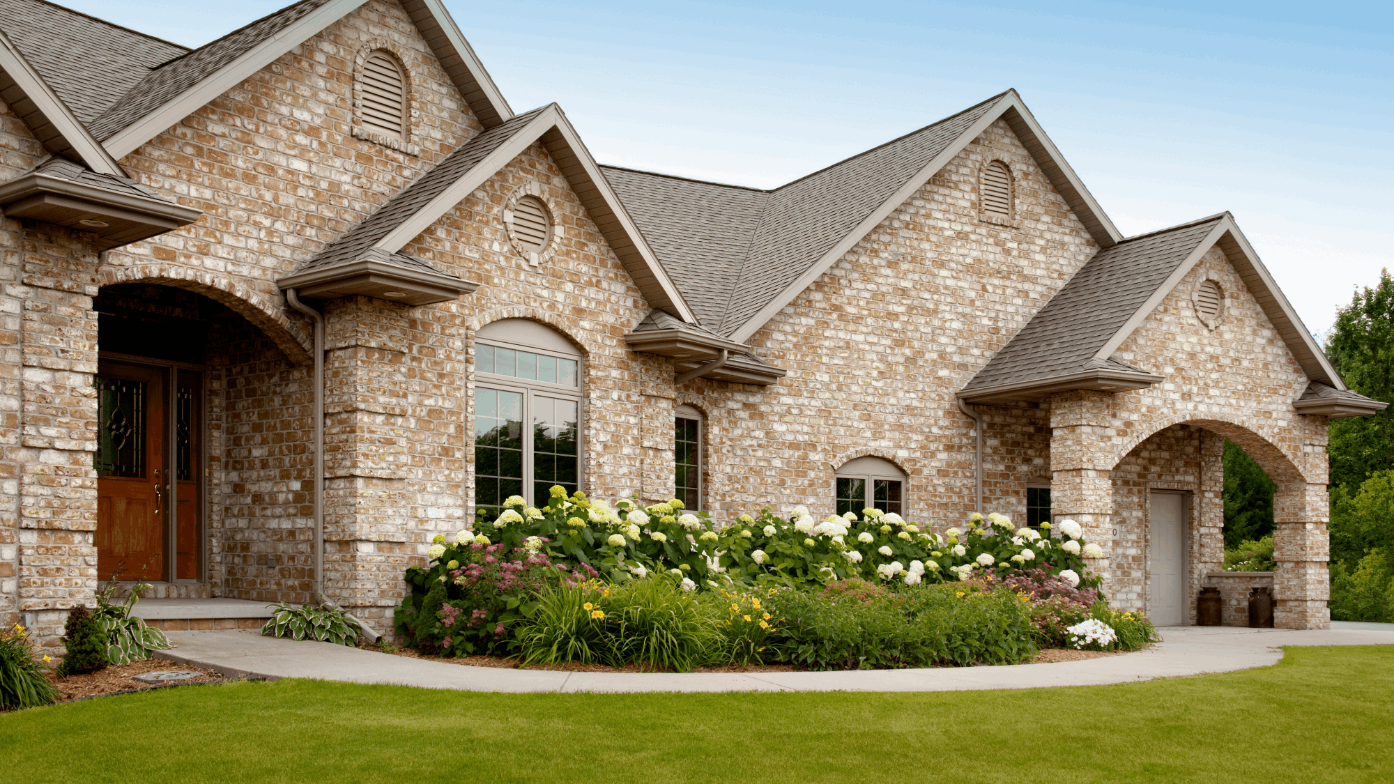 How to Use Real Estate to Build Long-Term Wealth