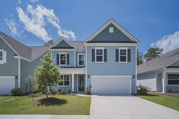 Available for rent in Summerville! 201 Cherry Grove DrThis single-family home offers 2,350 square feet with 4 bedrooms, 2.5 bathrooms, a 2-car garage, a screened-in porch, and a large backyard that you can enjoy hassle-free, as lawn care se