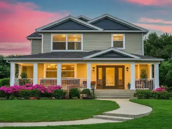 Find Your Perfect Home in Stittsville: A Blend of Modern Living and Small-Town Charm,Ali Abbas
