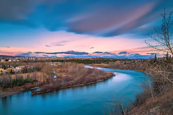 Spotlight on Cochrane, Alberta: A Growing Gem in the Canadian Real Estate Market