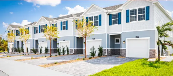 Discover Amber Creek: A Boutique Community in Lakewood Ranch,KIRK & STACY WEINGARTEN