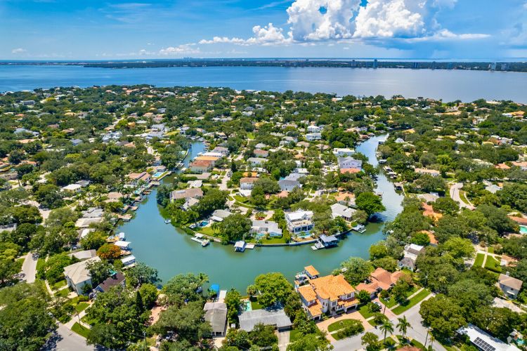 Overhead view of Davis Islands, Florida