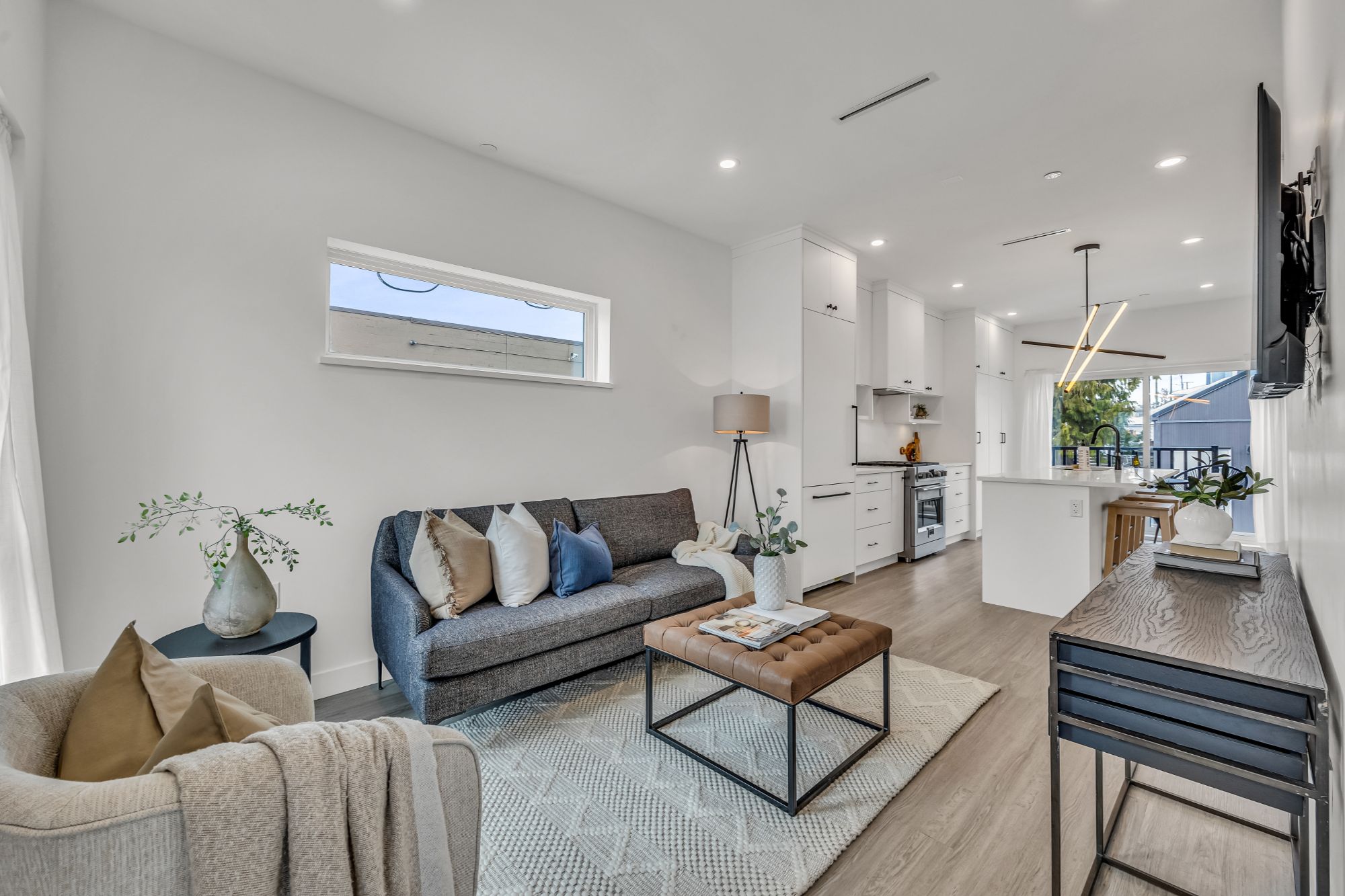 225 E 57th Ave - Living room