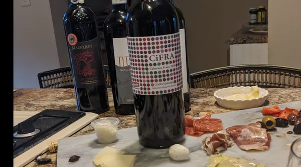 What's Happening at The Lake | Valentine Specials,Kim & Joel Reyenga