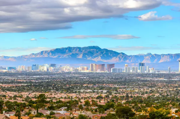 John Fiore Las Vegas Realtor Henderson Real Estate Agent The Fiore Group at Simply Vegas (20)