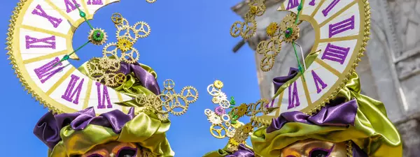 Mardi Gras Like a Pro: 5 Tips for Staying Safe & Having a Blast,Richard Hébert