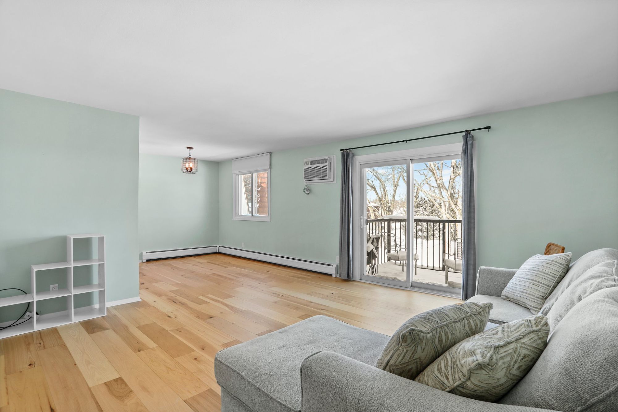 West Madison Condo for Sale