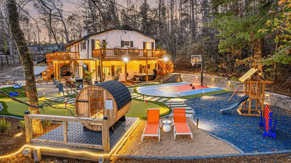 25 Old Heywood Rd, Arden, NC ,Tyler Coon