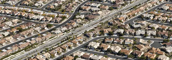 Busting the 20% Down Payment Myth in Des Moines: Your Path to Homeownership,Peter Jones