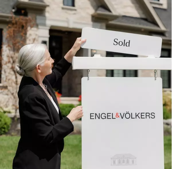 What Real Estate Agents Really Do to Sell Your Home: A Behind-the-Scenes Look,Ryan Stephens