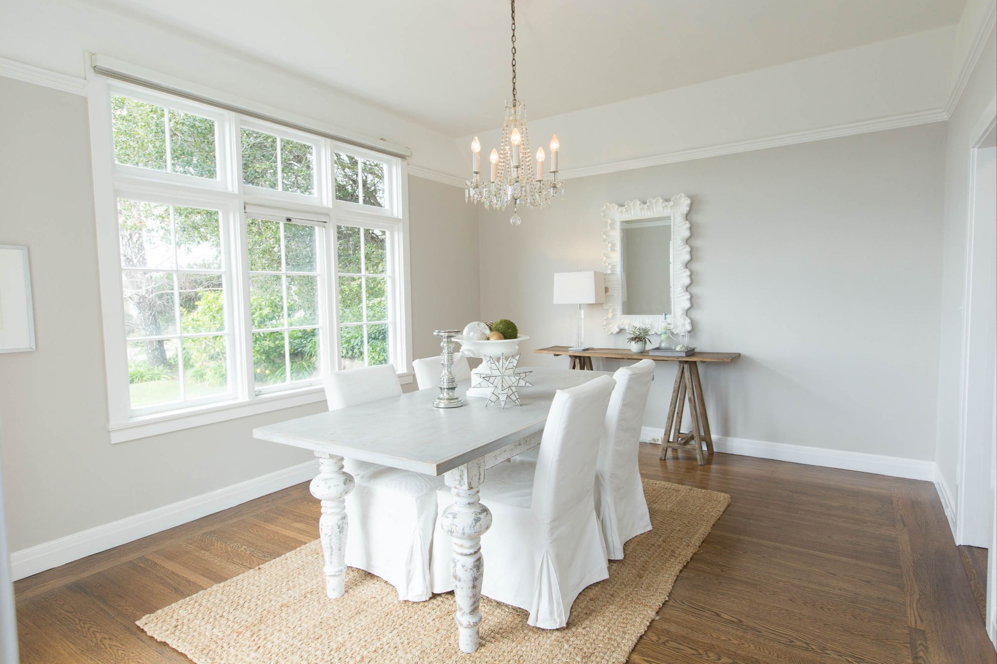 002_Formal Dining Room (1)