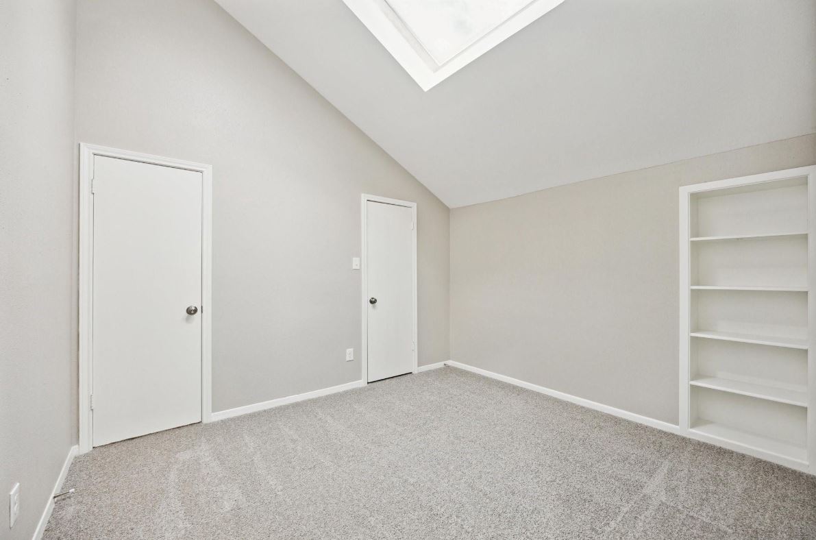 secondary bedroom Houston townhouse