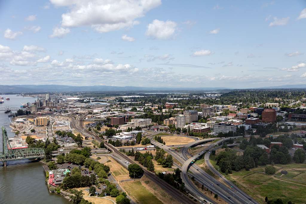 Demographics and Economy in Vancouver, WA