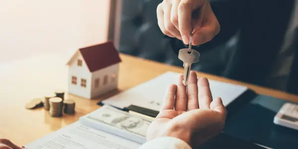 4 Tácticas para atraer compradores,Martha Lopez