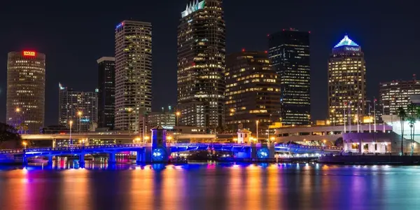 7 Razones para Comprar una Propiedad de Inversión en Tampa,Martha Lopez
