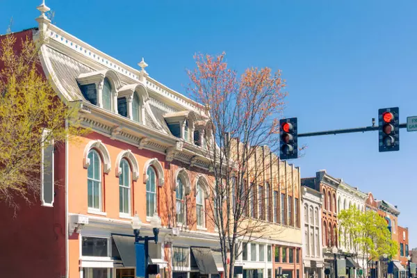 Your Guide to Historic Downtown Franklin: Where to Eat, Shop, & Explore,Georgia Hippe