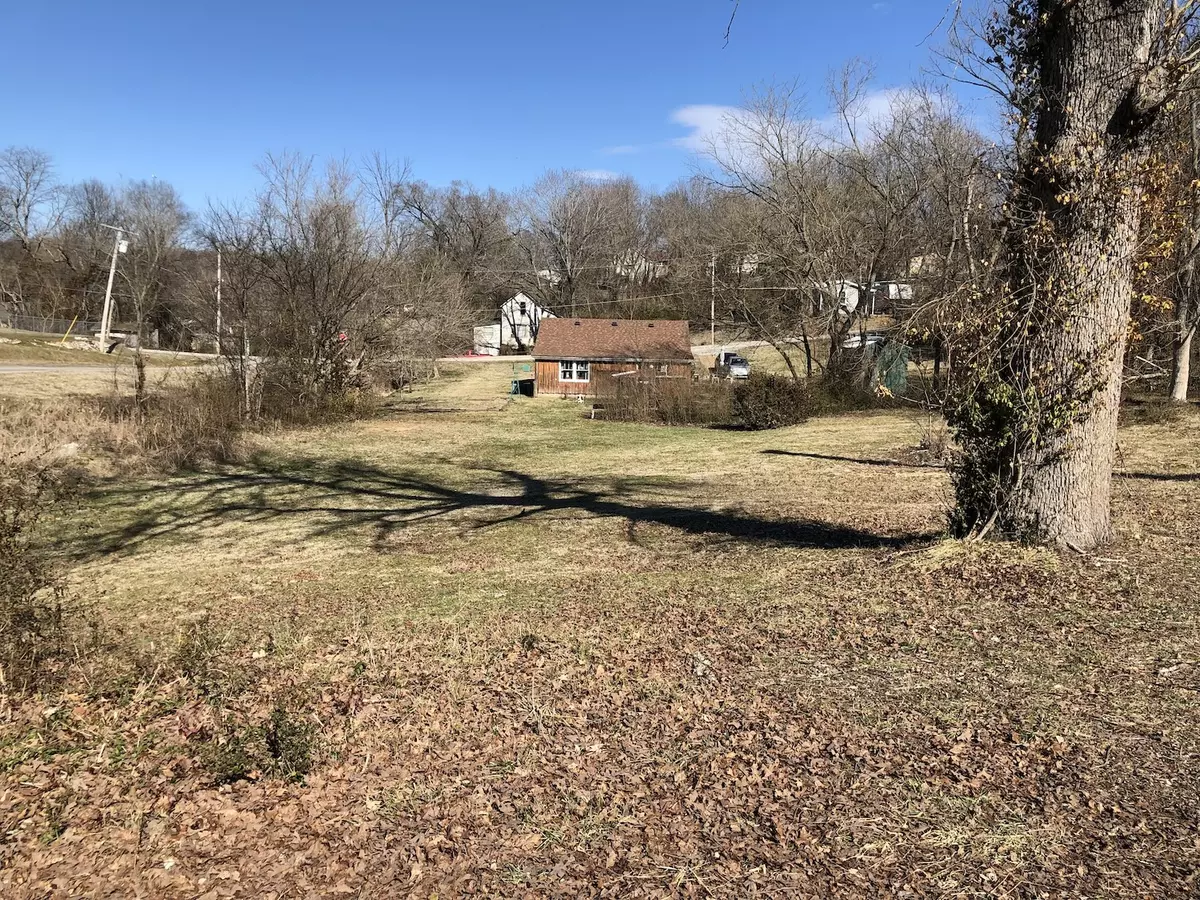 Lot for Sale in Thayer MIssouri1