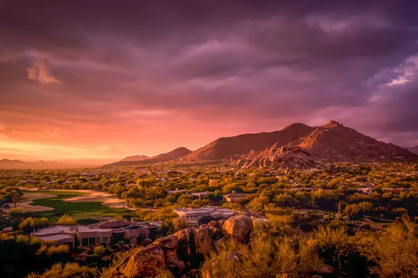 Amanda Elliot Arizona Realtor Home Smart Real Estate Agent (1)