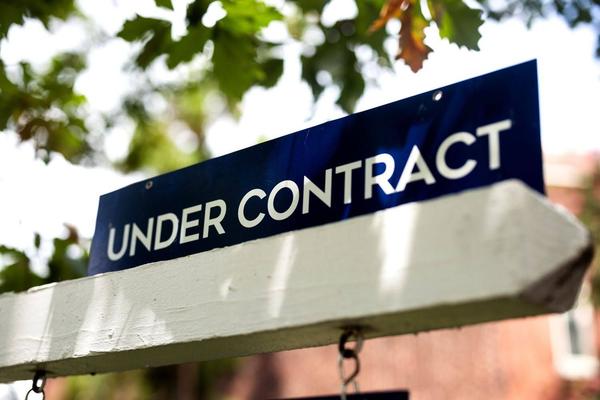 What “Under Contract” Means in Real Estate