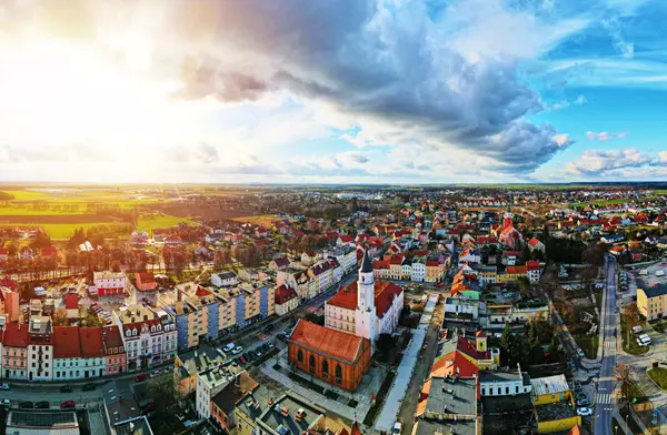 Discovering Fort Bend County: A Guide to the Best Cities for Homebuyers,Aura Pou