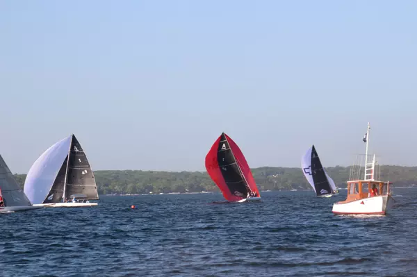 Top Mistakes to Avoid When Buying a Home Near Geneva Lake,Kim & Joel Reyenga