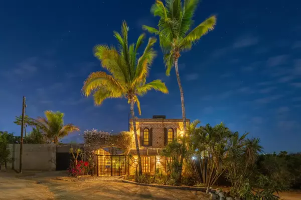 Why Should You Invest in a Property in Cabo?