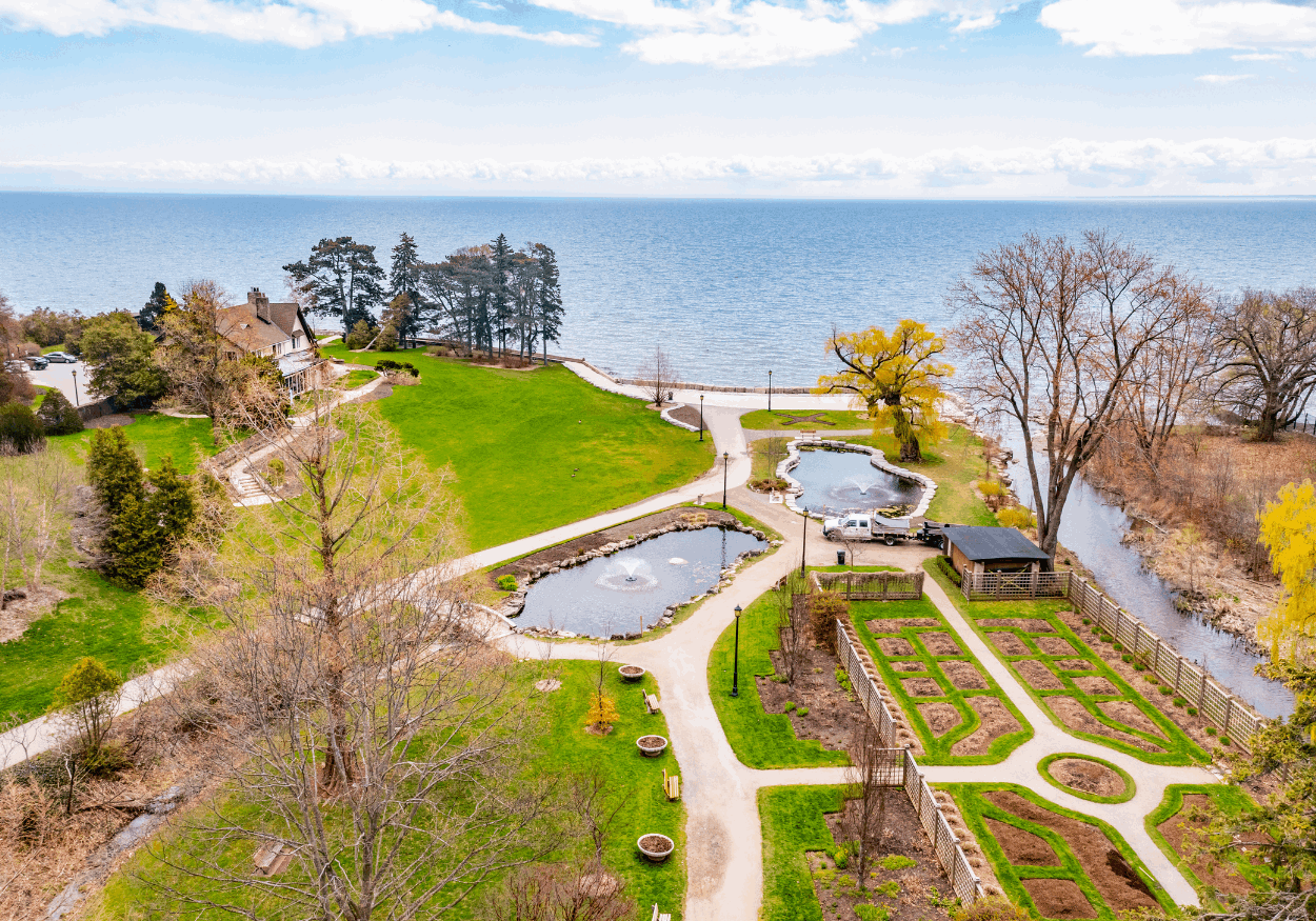 Ford, Oakville