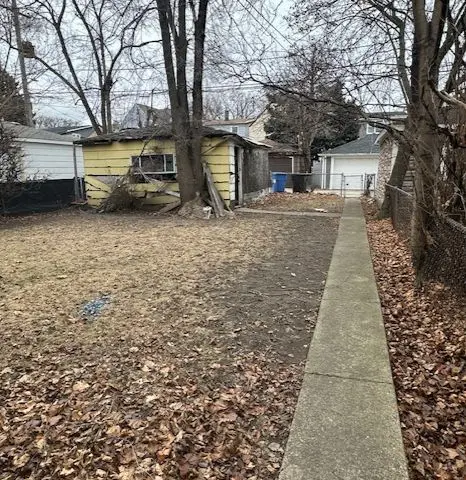 3621 N Kimball AVE, Chicago, IL 60618