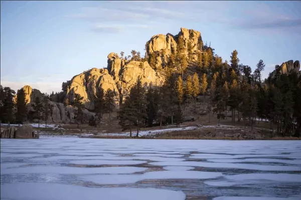 feature image of Black Hills Winter Activities 