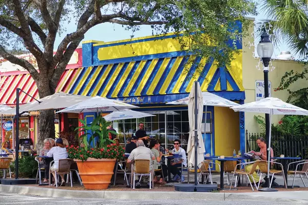 feature image of The Best Restaurants in Downtown Sarasota | Top Dining Spots You Must Try