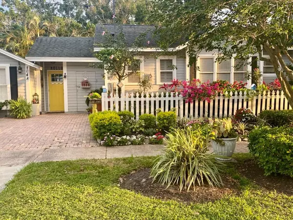 feature image of The Sarasota Real Estate Shift: Navigating Change with Confidence