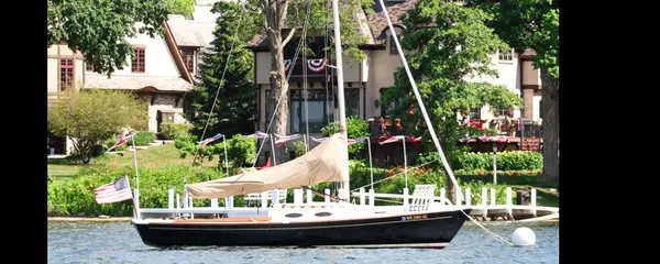 Top 10 Reasons to Retire in Lake Geneva - Delavan or Lauderdale Lakes,Kim & Joel Reyenga