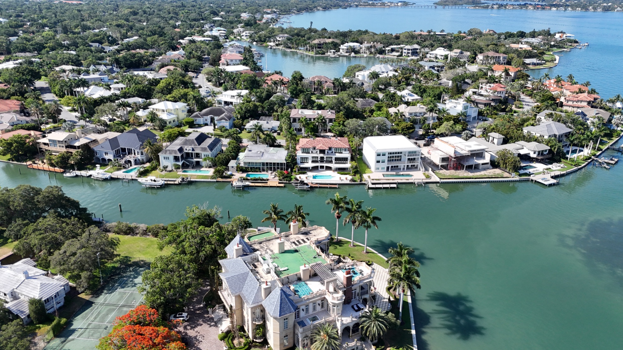 Sarasota, Florida Waterfront Homes For Sale 